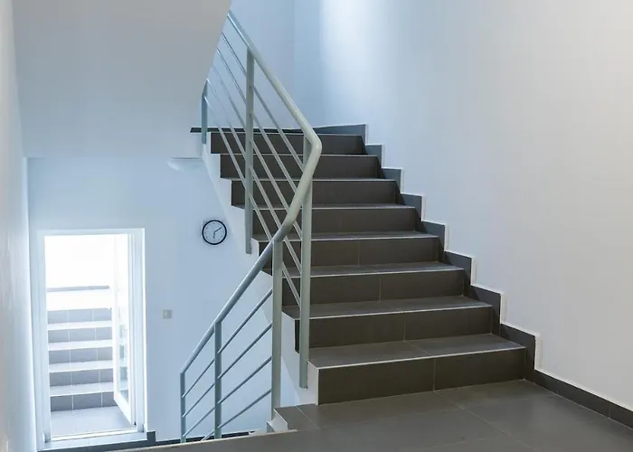 Apartment N15 Elegant Near Train Station With Ac Bratislava